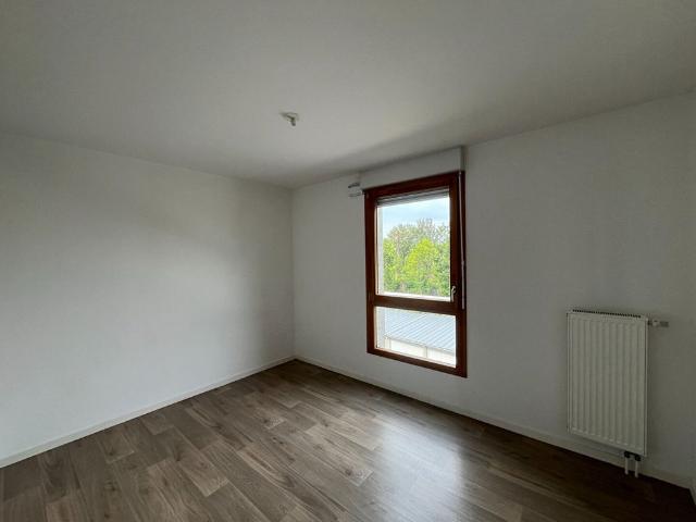 A LOUER – T3 de 69.90 m2 – rue Abélard – Porte de Douai réf 67082929542