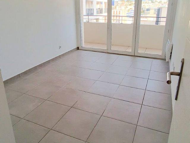 A louer T3 de 61m² avec terrasse et box Quartier Chartreux / Chu