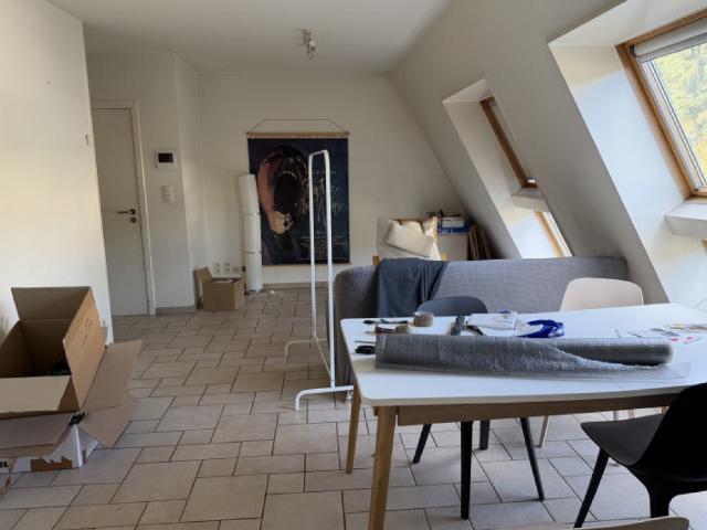 A LOUER TILFF centre appartement deux chambres au 3e étage