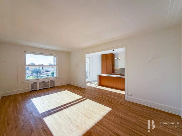 À LOUER VIDE MAGNIFIQUE 4 PIECES DE 118 M2 2 CHAMBRES REFA