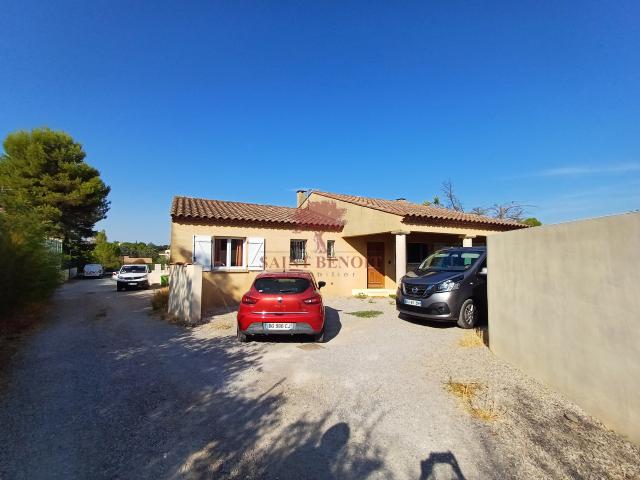 A louer Villa meublée 4 pièces piscine à GIGNAC