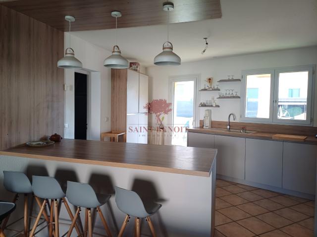 A louer Villa meublée 4 pièces piscine à GIGNAC