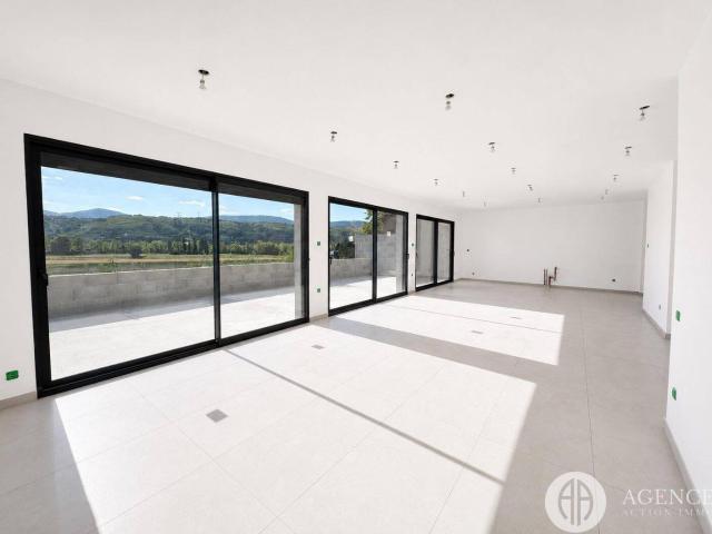 À LOUER VILLA À SAINT ALBAN DU RHÔNE