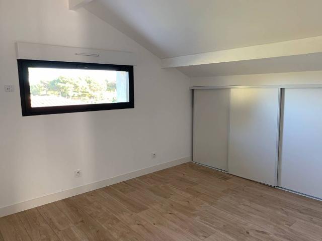 A louer Villa de 107 m² avec jardin de 350 m² et stationnements Château Gombert 13013 Marseille