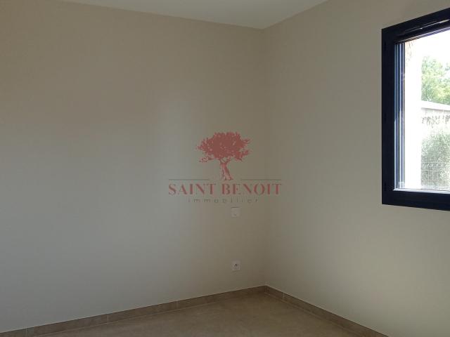 À louer – Villa 4 pièces avec jardin, terrasse et garage à Saint Jean de Fos
