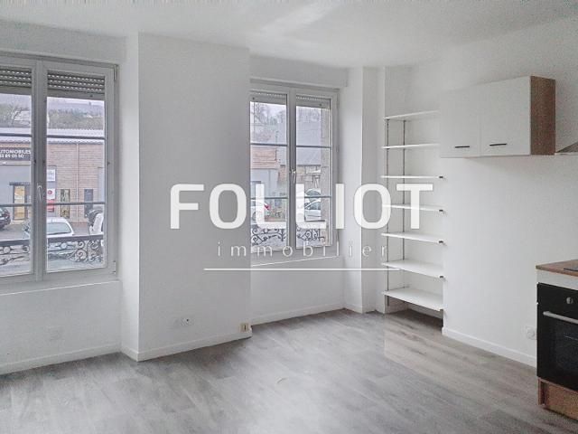 A LOUER Villedieu les Poêles Proximité gare 26.62 m² + garage