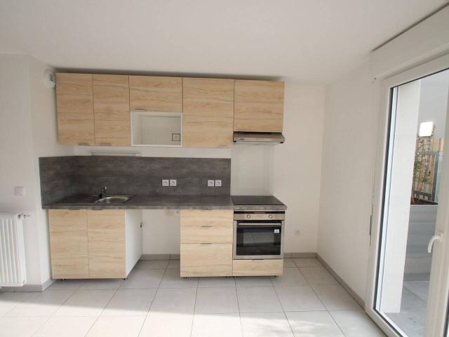 A louer VILLENAVE D'ORNON 33, Appartement T3 en Duplex avec te