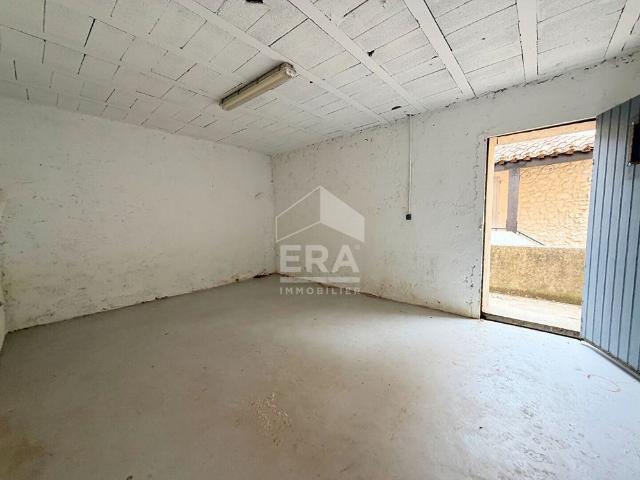 A LOUER 13610 LE PUY STE REPARADE MAISON DE VILLAGE TYPE 4 PIECES D'ENVIRON 95M²