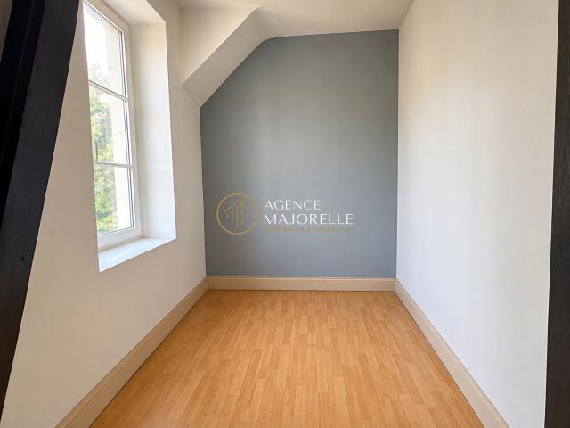 A LOUER ! 2 APPARTEMENTS T3 DE 70 M2 TOUL, RUE NAVARIN