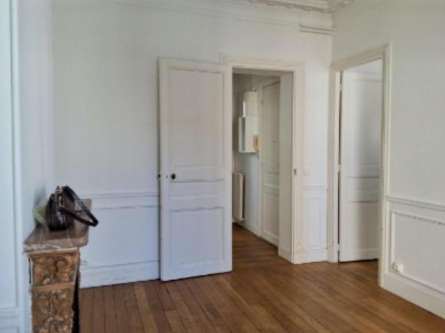 A LOUER 2P 36m² 92200 NEUILLY SUR SEINE: NEUILLY SUR SEINE 92200 35.78 m² | GTF Location