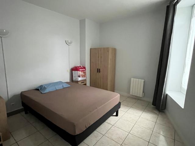 A louer 3 PIECES meublé – rue Devosge 700€/MOIS CC