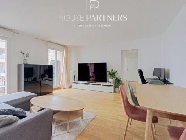 À LOUER 3 pièces avec BALCON Quartier GARE