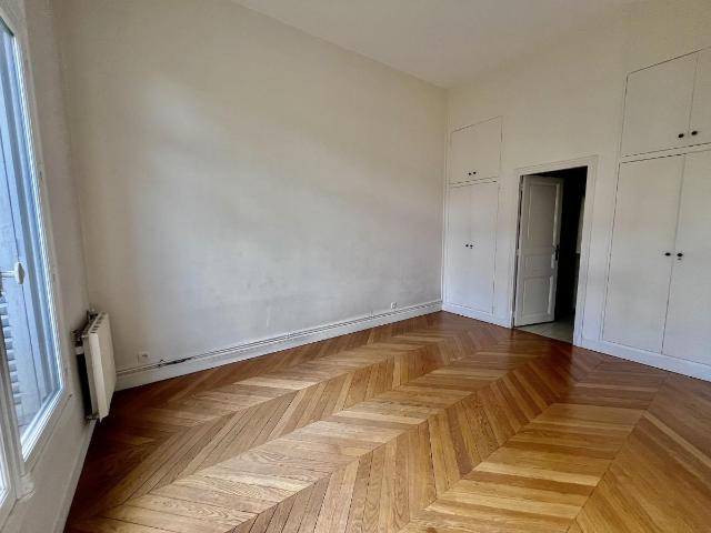A LOUER 3P Paris VIIIème: PARIS 8ème 75008 90.00 m² | GTF Location