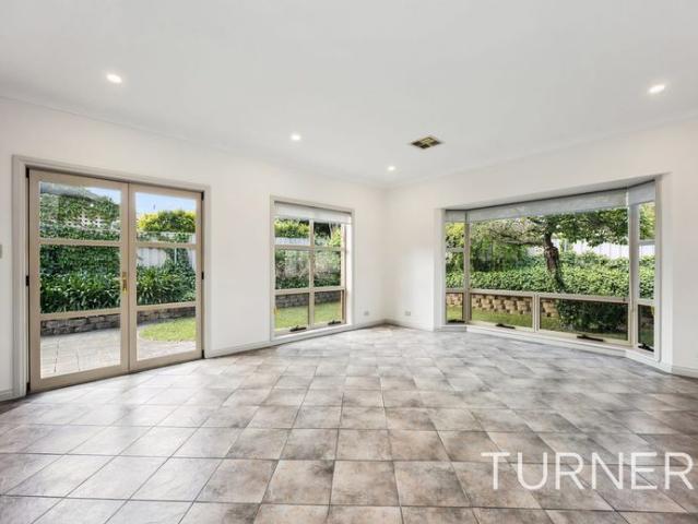 A lovely 4 bedroom family home in a much sought after neighbourhood