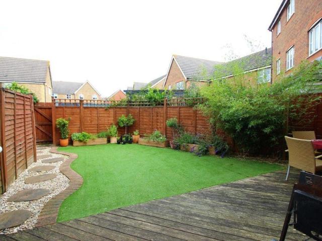 A lovely 4 bedroom house share in Severn Beach