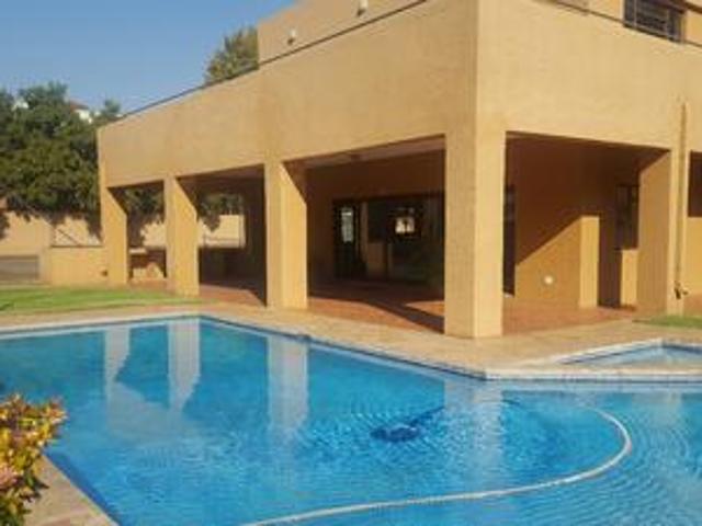 a lovely apartment at mont serrat