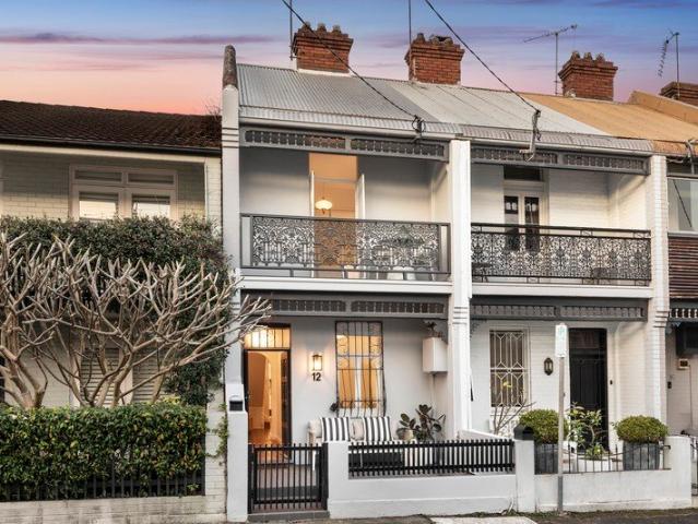 A Paddington Classic with Space, Light & Deep Entertainer's Garden