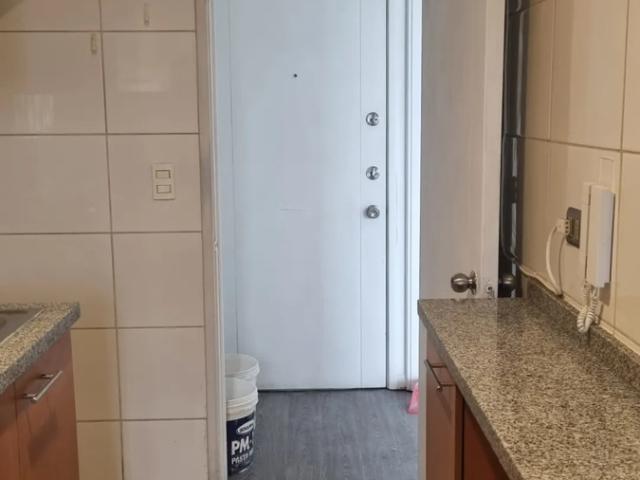 A pasos de estac. metro villa frei, supermercado, servicios