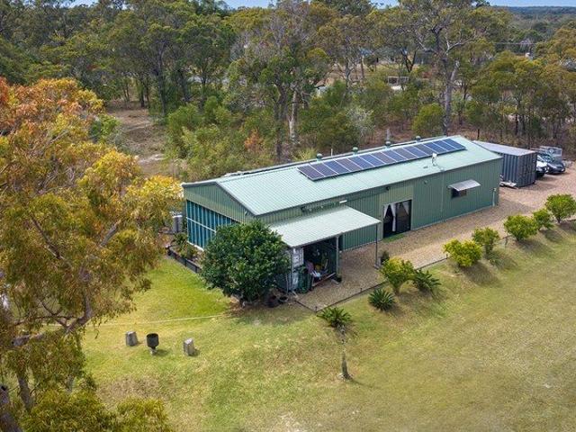 Approved Class 1A Dwelling on Beautiful Acreage, 6min from Town and Beach
