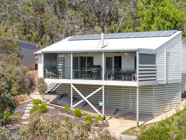 A PEACEFUL ANGLESEA ESCAPE WITH BREATHTAKING VIEWS