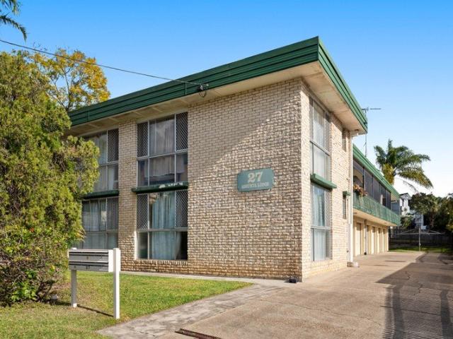 A peaceful apartment with all the advantages of an inner east lifestyle