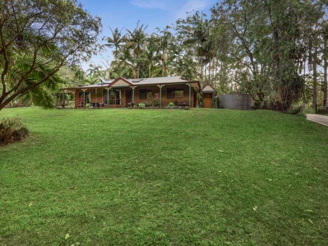A Peaceful Bushland Retreat Acreage Living Amongst the Gum Trees