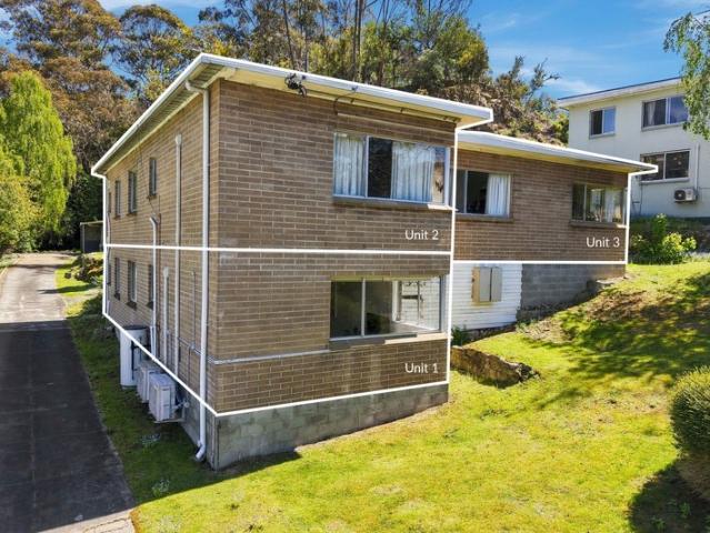 A peaceful city fringe lifestyle in South Hobart