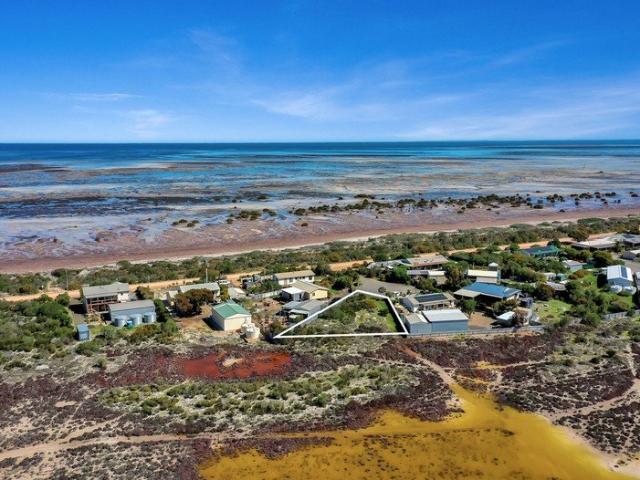 A Peaceful Coastal Opportunity !