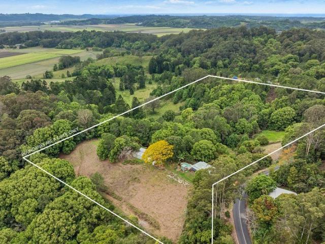 A Peaceful Hinterland Retreat with Exceptional Views & Modern Comfort