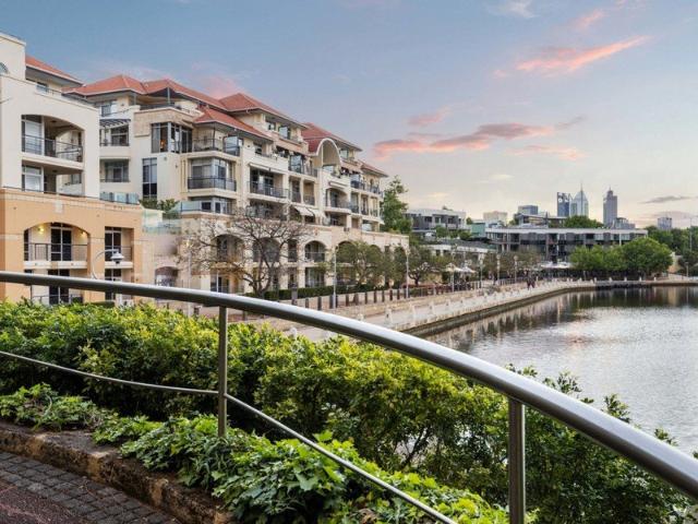 A Peaceful Inner City Escape!