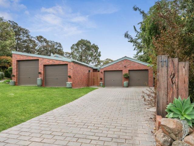 A Peaceful Kennington Retreat with Space, Storage and Lifestyle