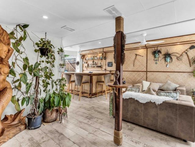 A PEACEFUL RETREAT DESIGNED FOR EASY LIVING