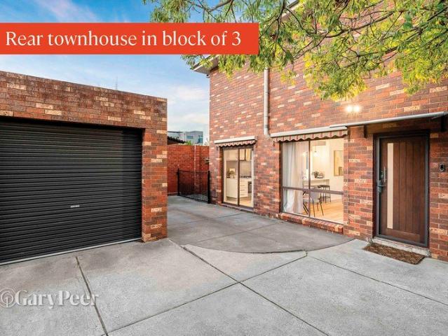 A peaceful retreat in the heart of Caulfield