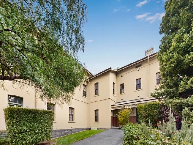 A Peaceful, Secure Lifestyle in a Garden Estate
