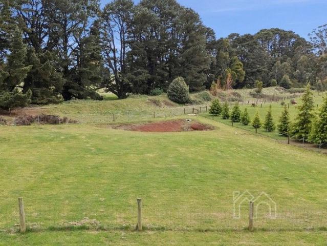A Peaceful Setting with Country Appeal