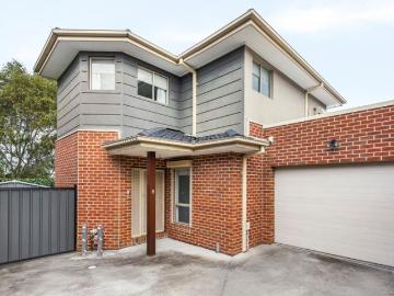 A Perfect Blend of Contemporary Comfort and Convenience