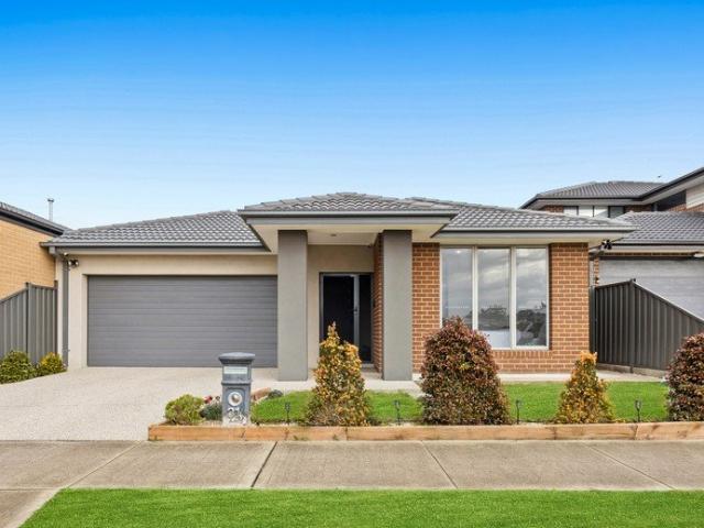 A Perfect Blend of Style, Space, & Flexibility
