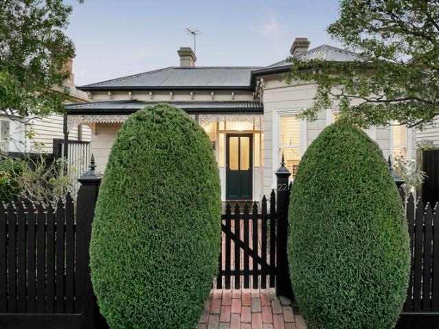 A Picturesque Victorian With Contemporary Finesse