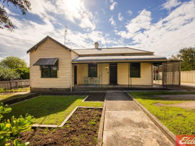 A Piece of Angaston History with Endless Potential!