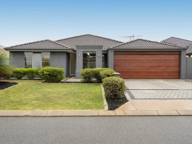 A place to call Home 4x2 home positioned in a quiet cul de sac in Parmelia, close to schools and public transport