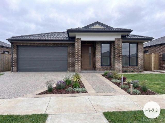 A Place to Call Home in Sought After Officer!