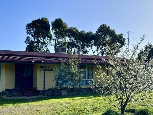 A place with Space in the countryside, a Home and Rural living on approx 5 hectares in Auburn SA