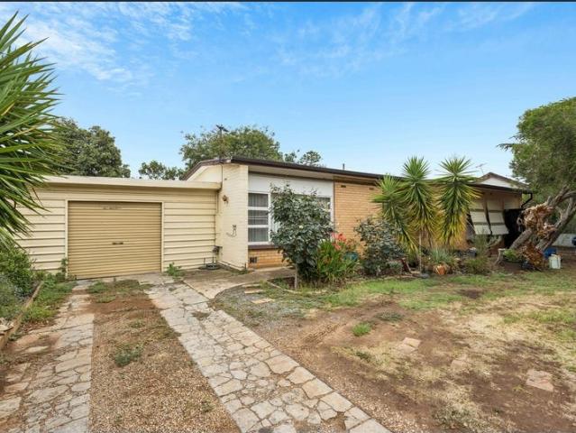 A Place You'll Love to Call Home in Davoren Park!