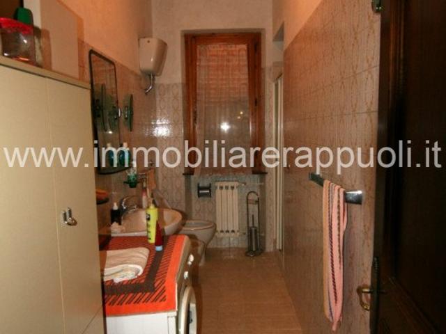 A pochi passi dal suggestivo centro storico di Lucignano, im. 282m² Lucignano