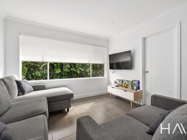 A Fully Furnished Newstead Home With Plenty to Offer
