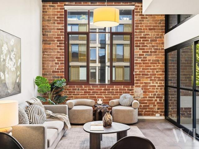 A Port City Penthouse: Expansive Loft Living