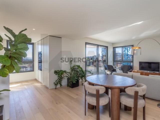 A porta de entrada para viver no Distrikt, Parque das Nações: T3 com 121 m²