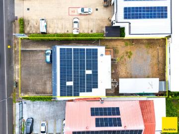 Bungalow, Cairns, Yarrabah, Low Island, Queensland, Queensland