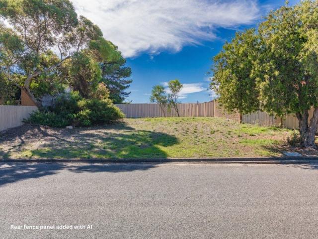 A Premium Landholding Moments from Marina and Foreshore