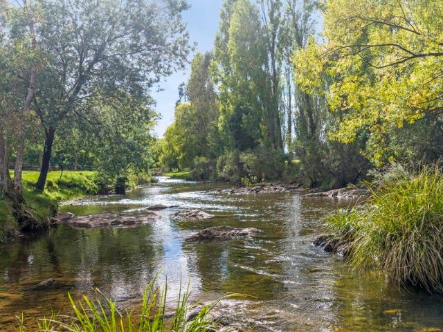 A Premium Riverfront Address on the Delatite